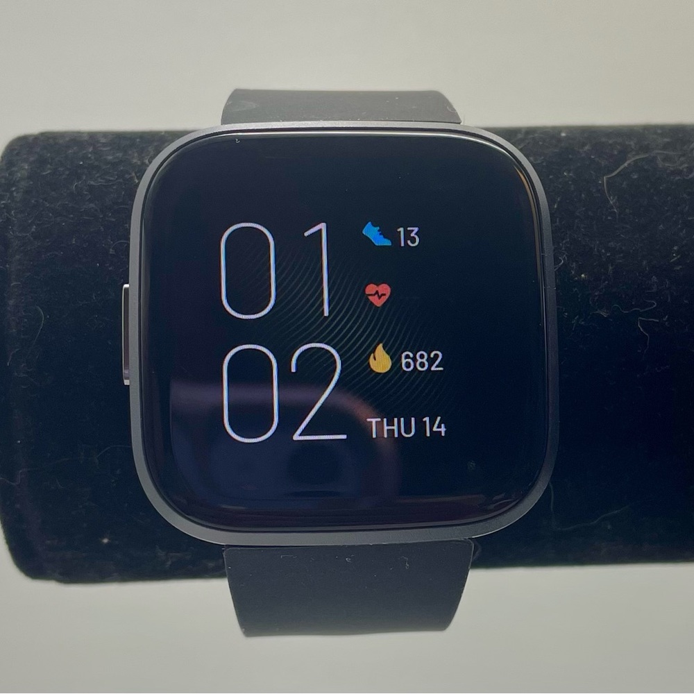 Fitbit Versa 2 Health and Fitness Smartwatch with Black Silicone Band. 8.5 inch